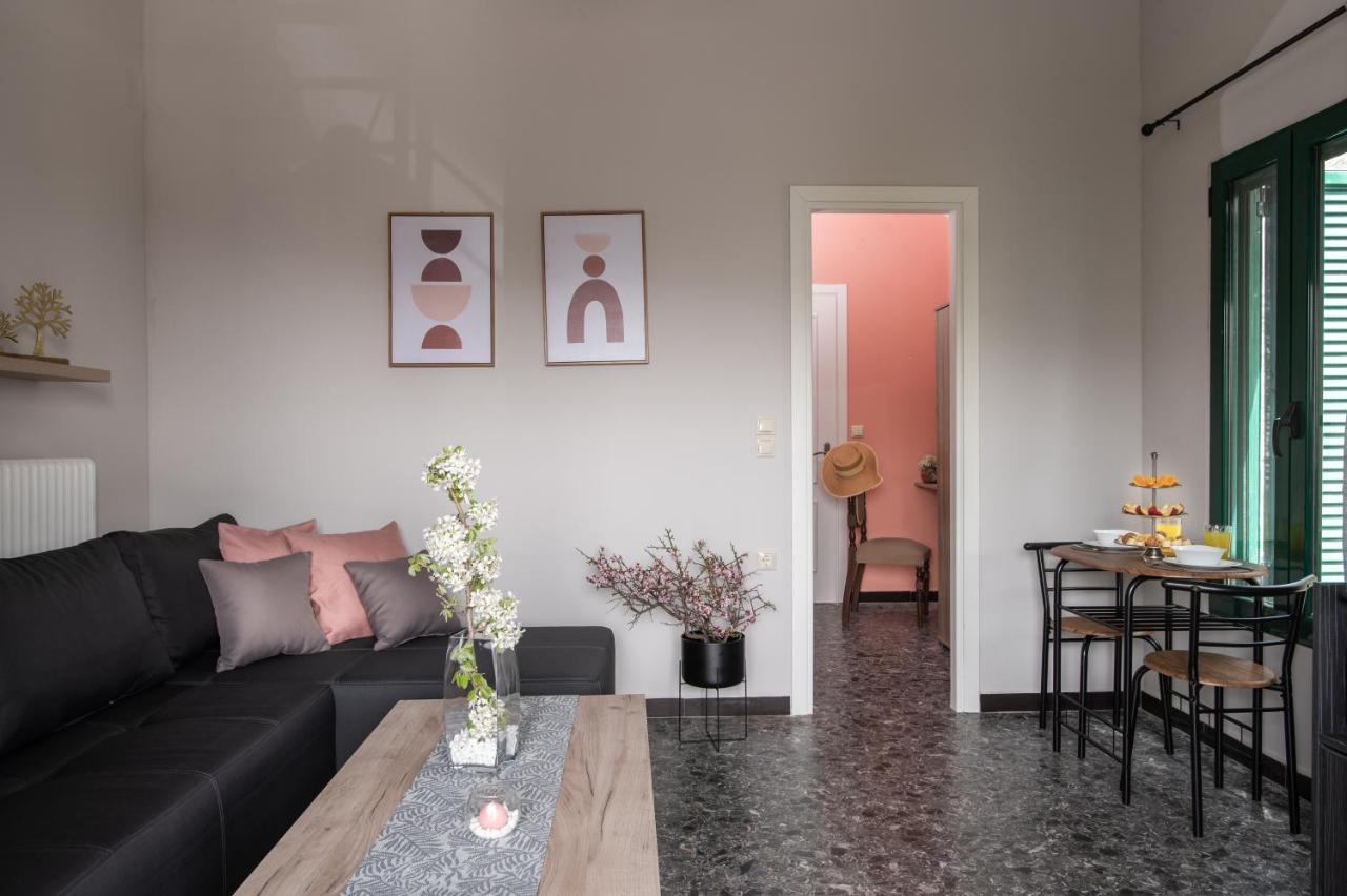 Square Apartment Kambanos Buitenkant foto
